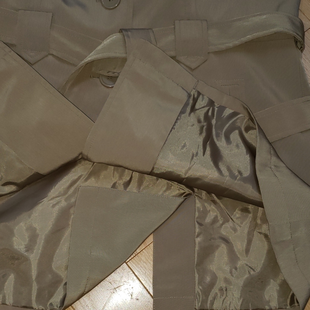Jacket - Picture 7 of 8